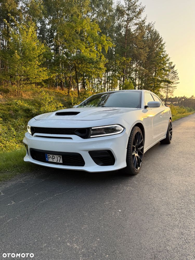 Dodge Charger - 1