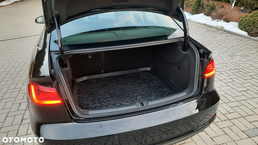 Audi A3 Limousine 1.6 TDI (clean diesel) Attraction - 2