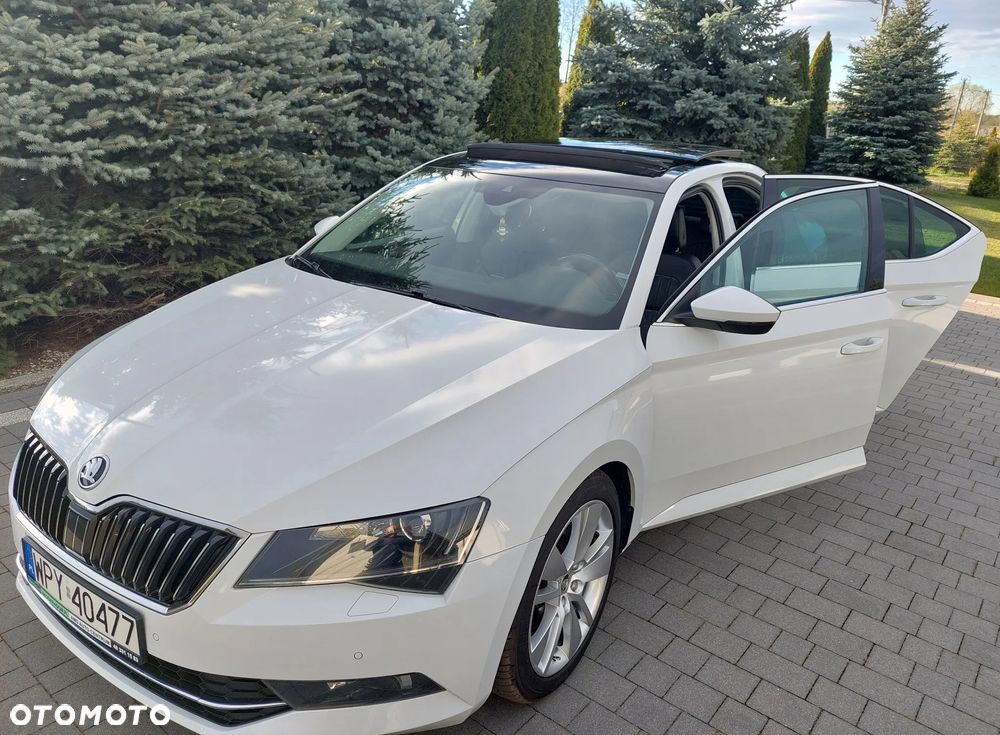 Skoda Superb 2.0 TDI 4x4 Style DSG - 2