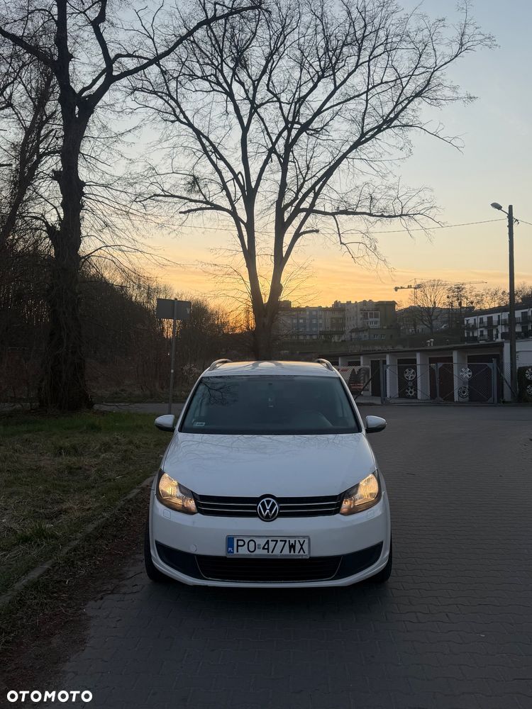 Volkswagen Touran 1.6 TDI DPF Cross DSG - 2