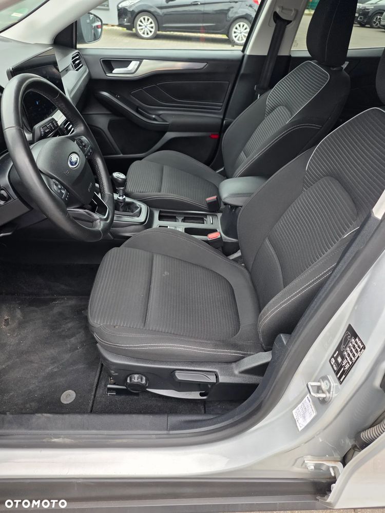 Ford Focus 1.0 EcoBoost mHEV Titanium - 10