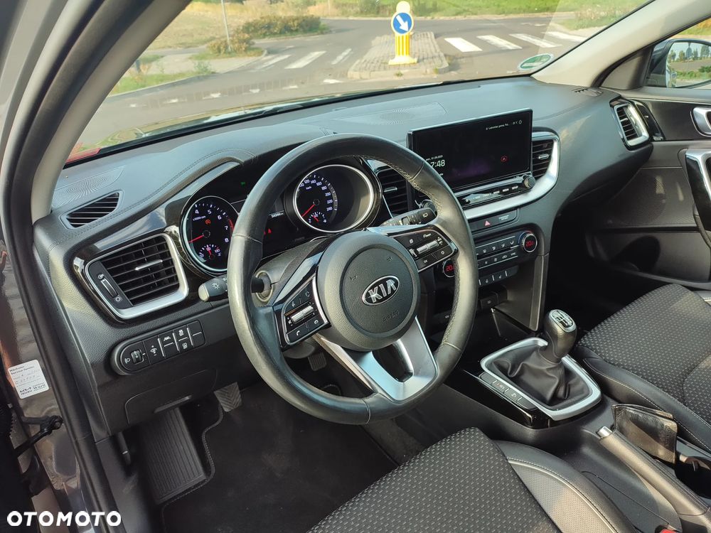 Kia XCeed - 6