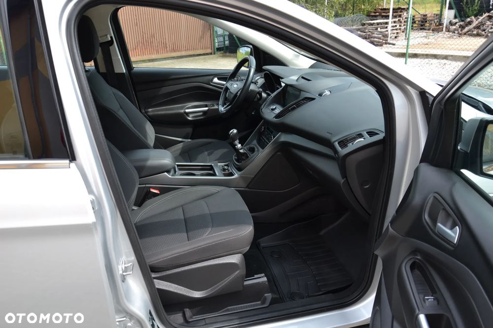 Ford Kuga 2.0 TDCi 4WD Titanium - 30