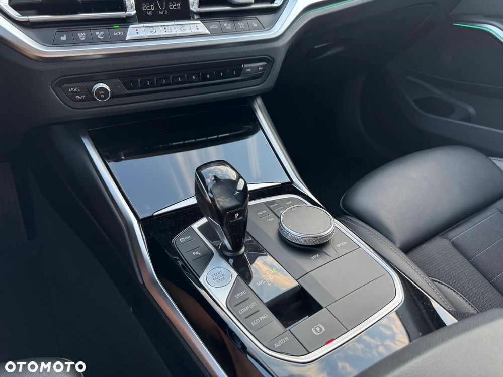 BMW Seria 3 320d MHEV Sport Line sport - 15