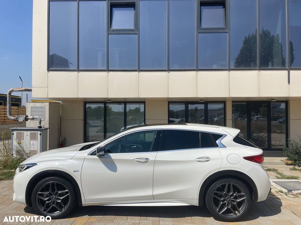 Infiniti QX30 2.0t DCT AWD Premium - 9
