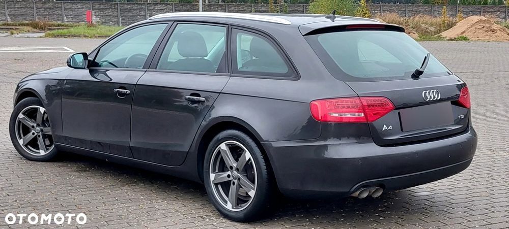 Audi A4 - 4