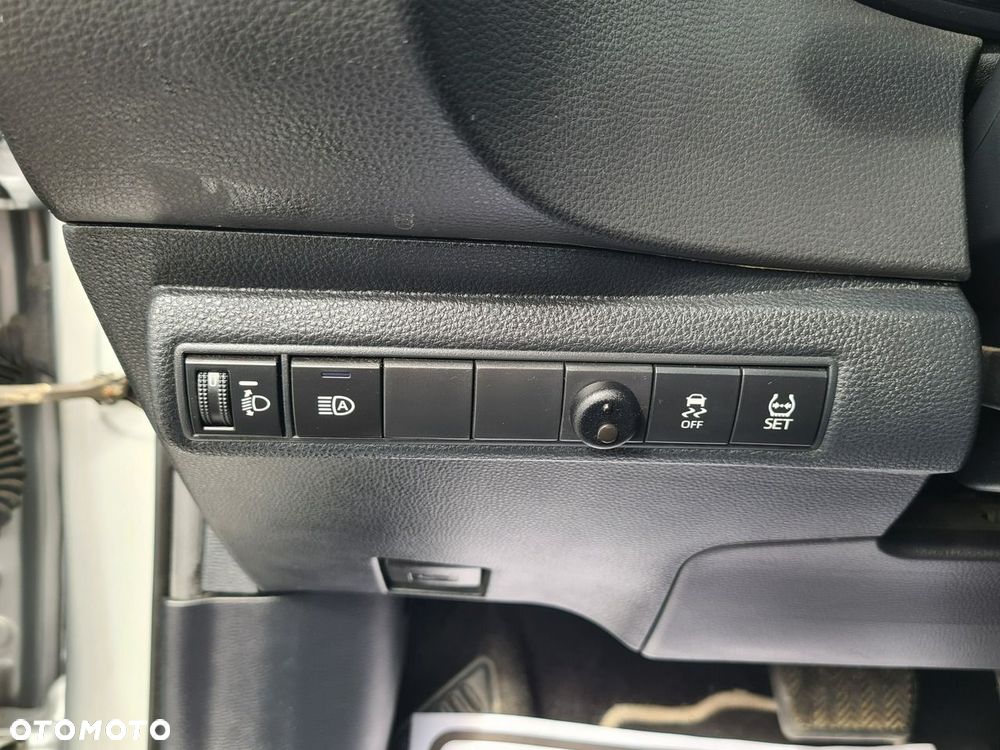 Toyota Corolla 1.8 Hybrid Comfort - 22