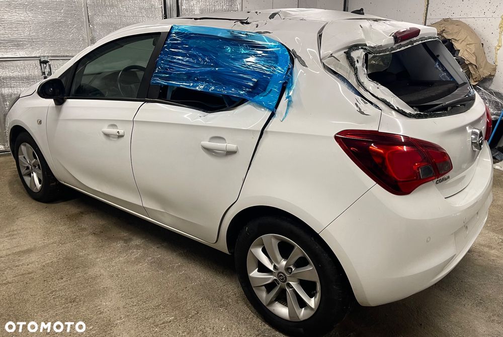 Opel Corsa 1.4 Cosmo - 6