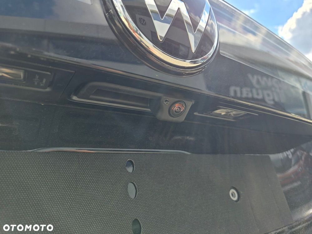 Volkswagen Tiguan - 13