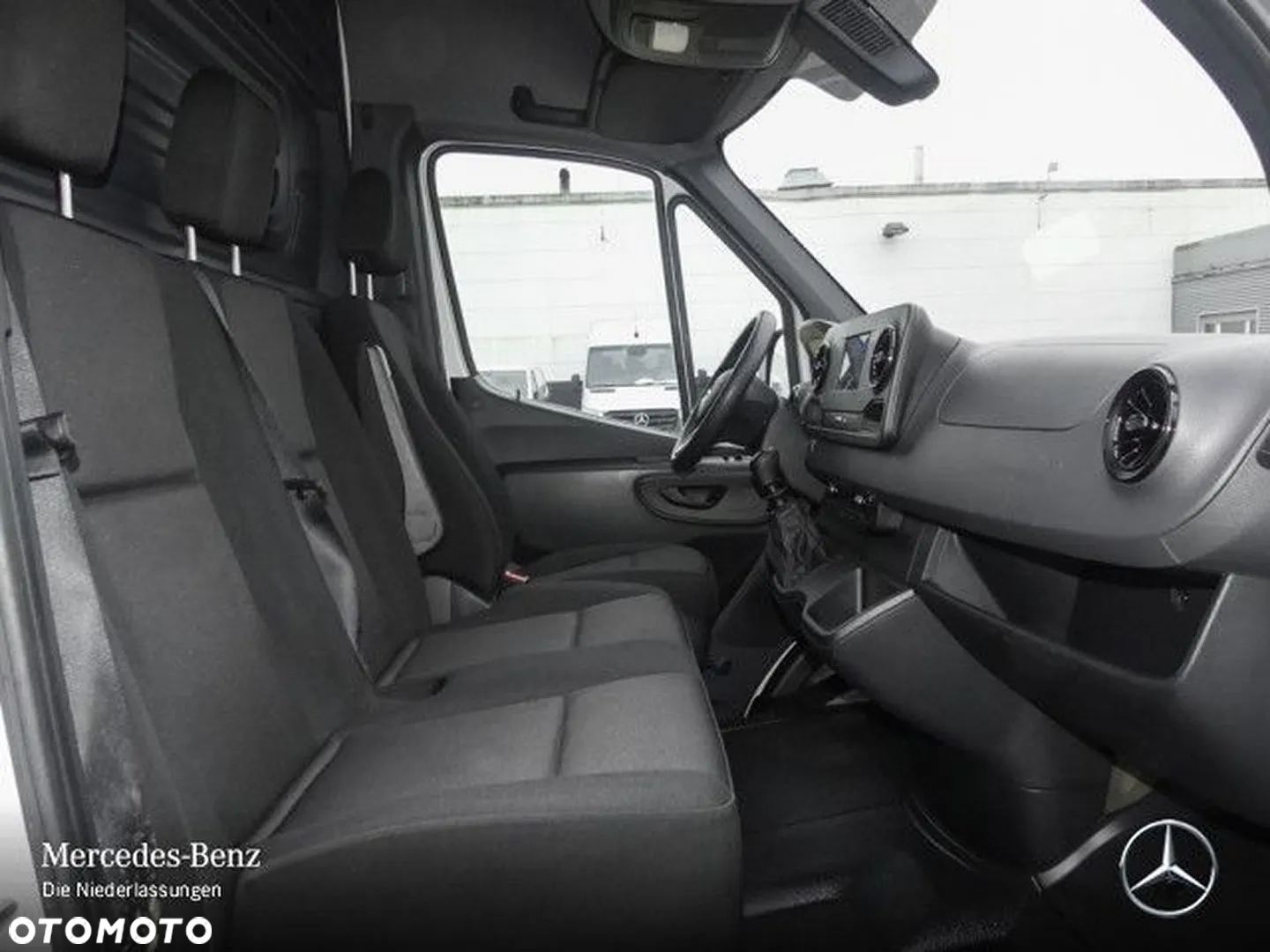 Mercedes-Benz Sprinter - 5