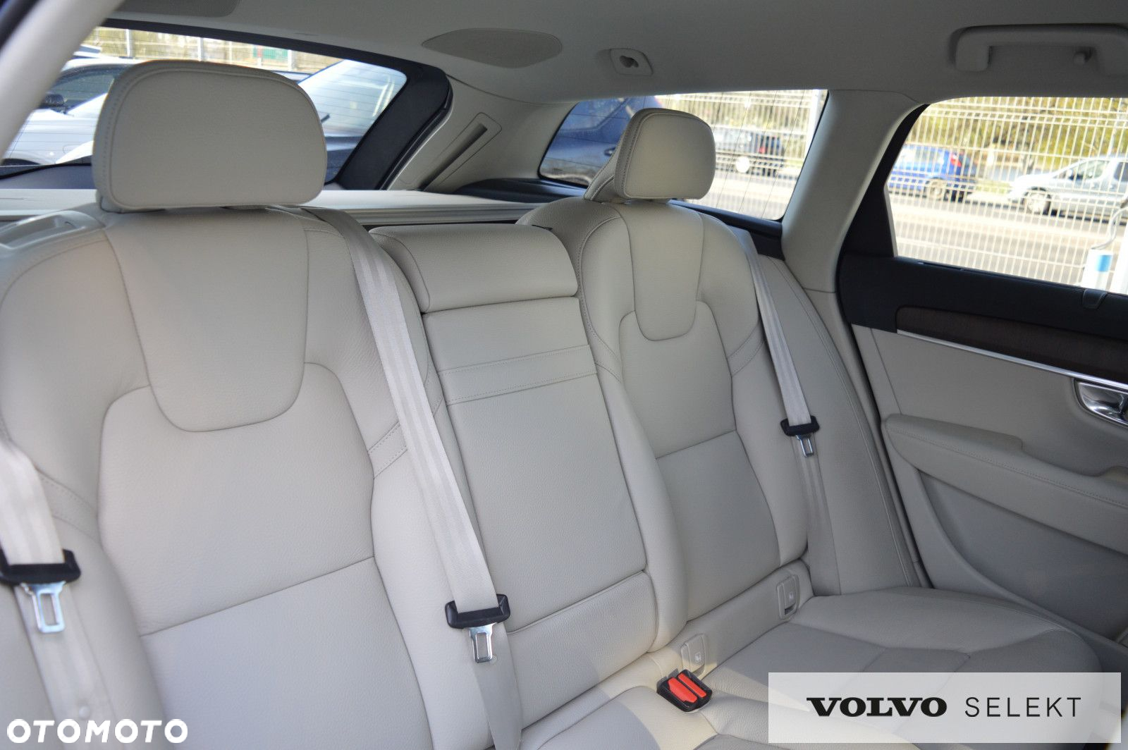 Volvo V90 Cross Country - 23