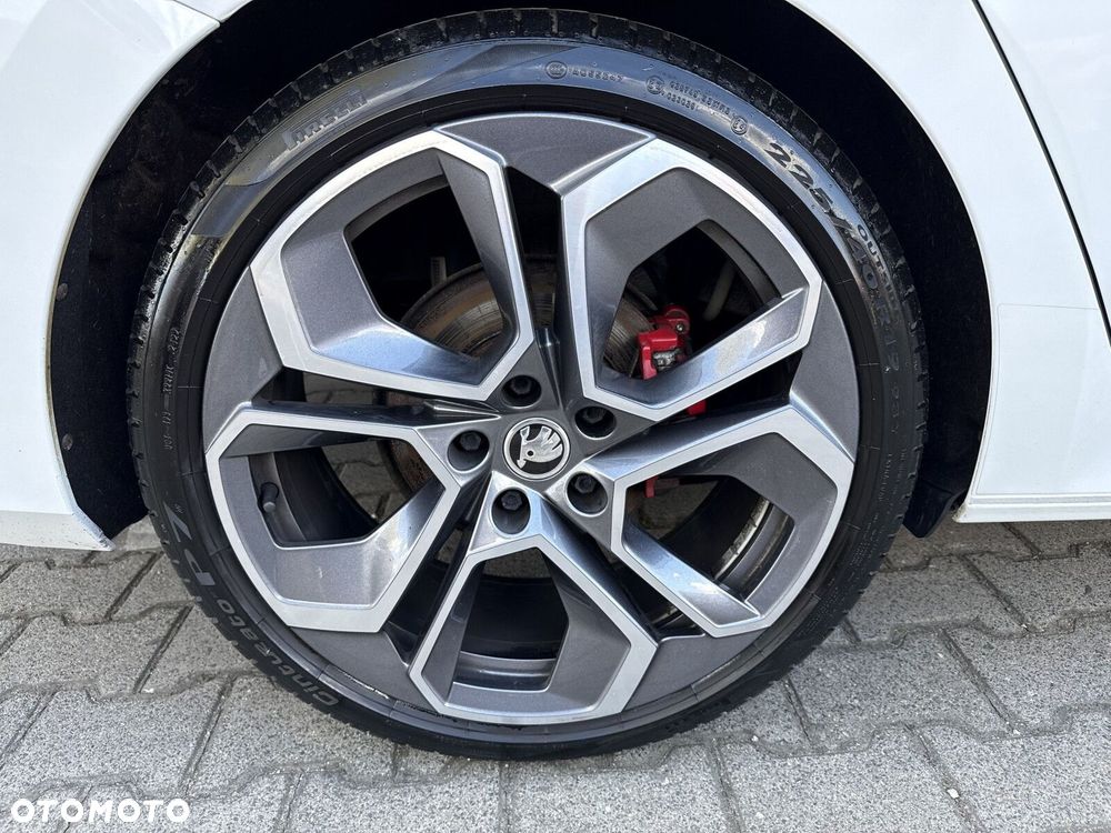 Skoda Octavia 2.0 TDI RS DSG - 39