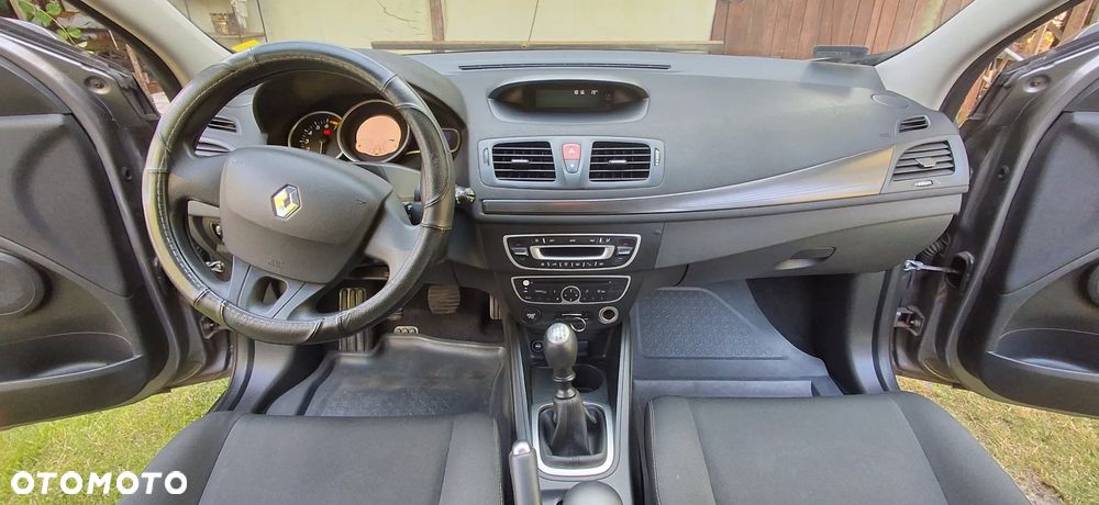 Renault Megane 1.6 16V Expression - 9
