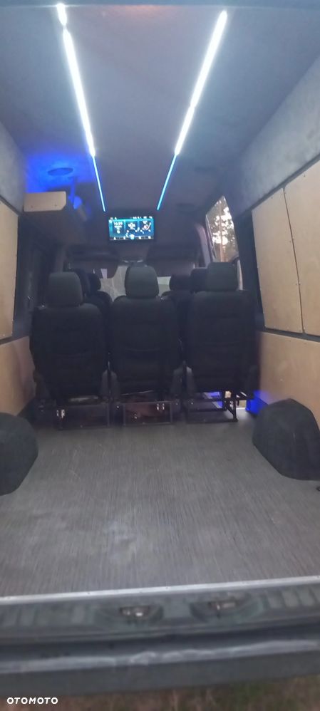 Mercedes-Benz Sprinter 906.235 - 21