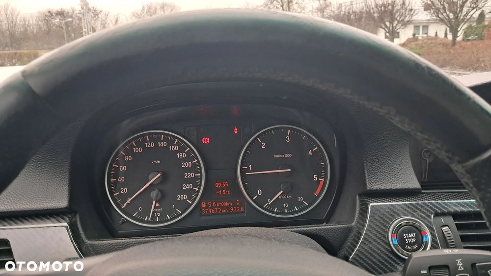 BMW Seria 3 320d DPF Efficient Dynamics Edition - 5