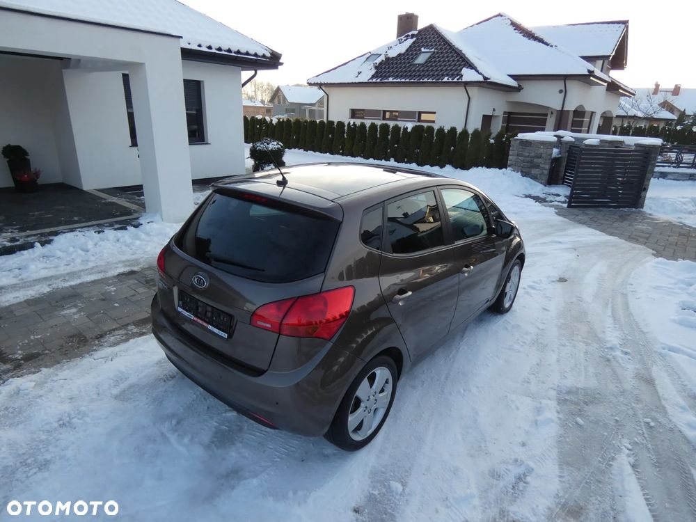 Kia Venga 1.6 CVVT Dream Team Edition - 8