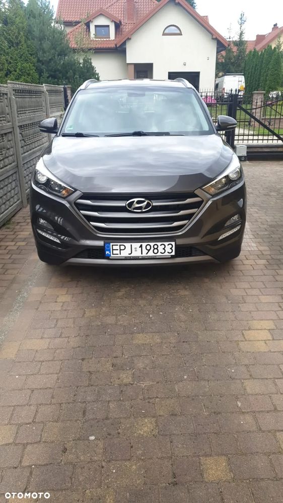 Hyundai Tucson - 2