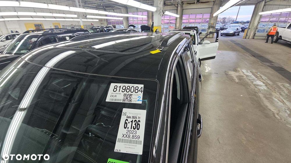 Jeep Grand Cherokee - 18