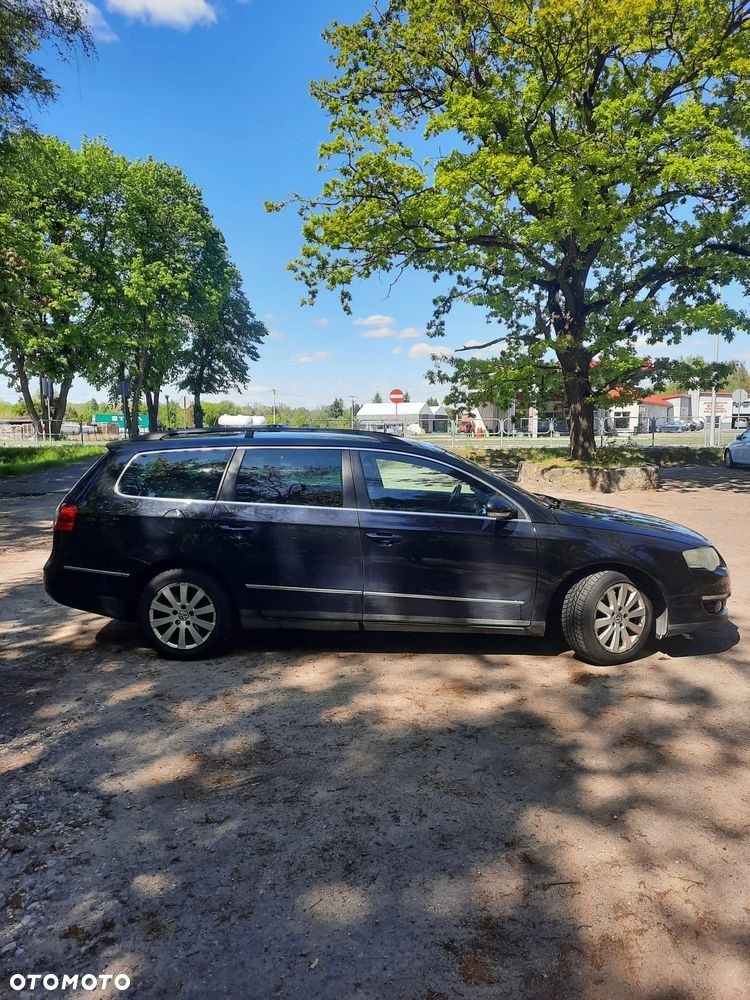 Volkswagen Passat Variant 1.6 FSI Highline - 4