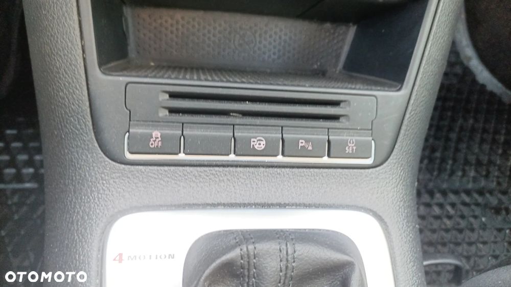 Volkswagen Tiguan - 11