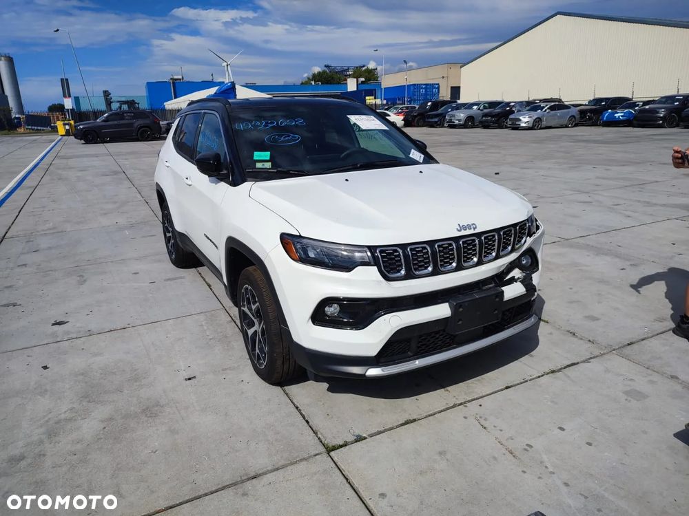 Jeep Compass - 4