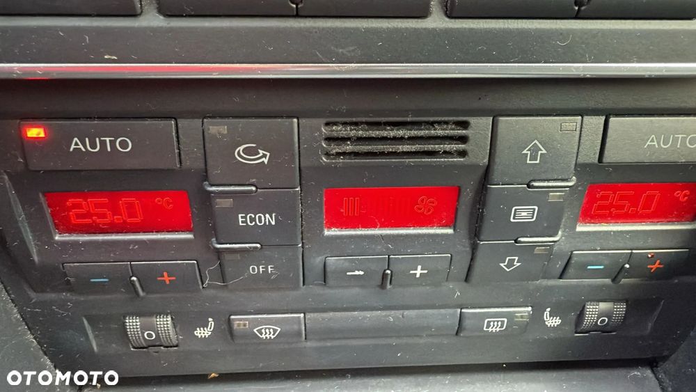 Audi A4 Avant 2.0 TDI - 30