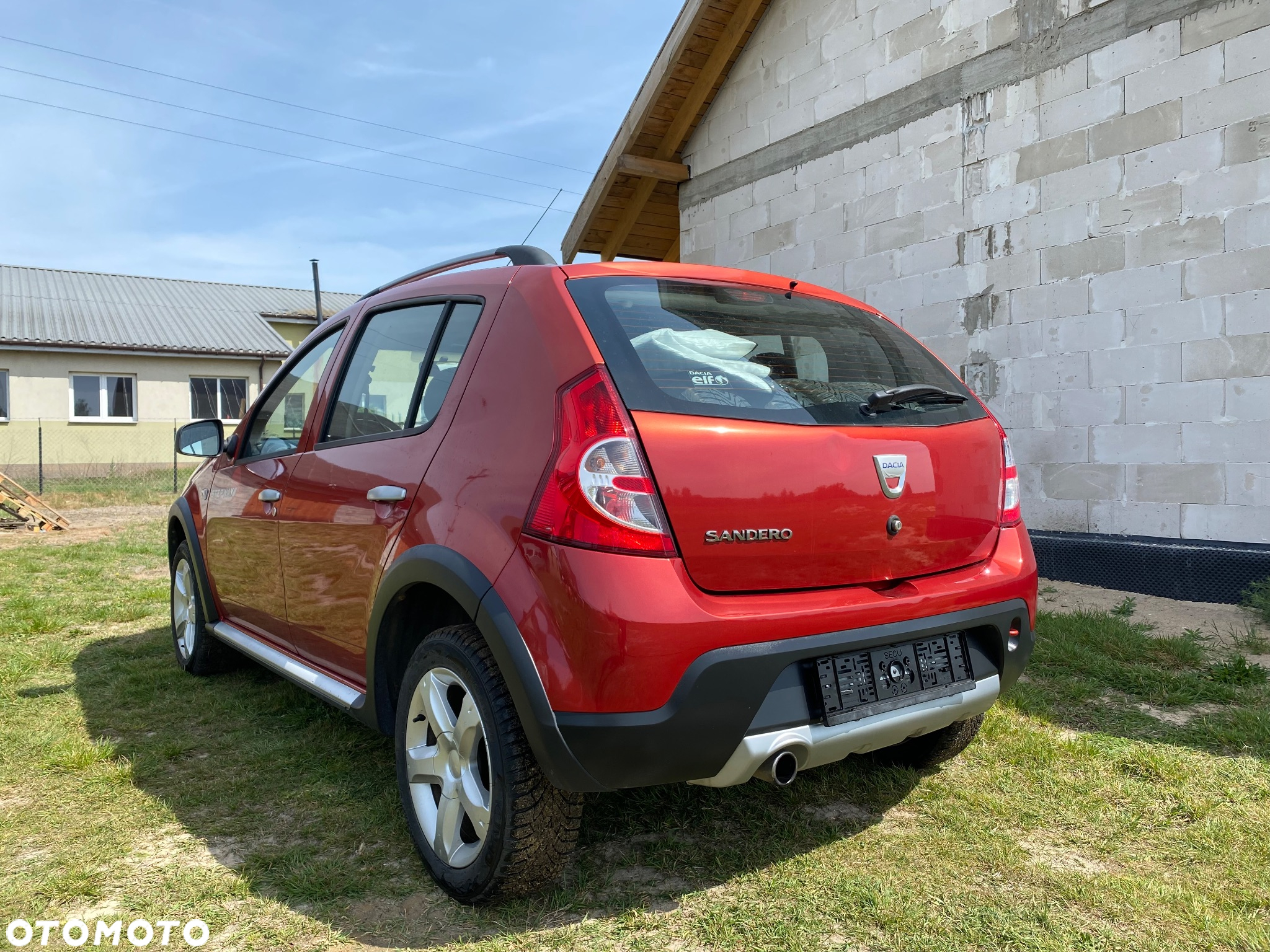 Dacia Sandero - 5