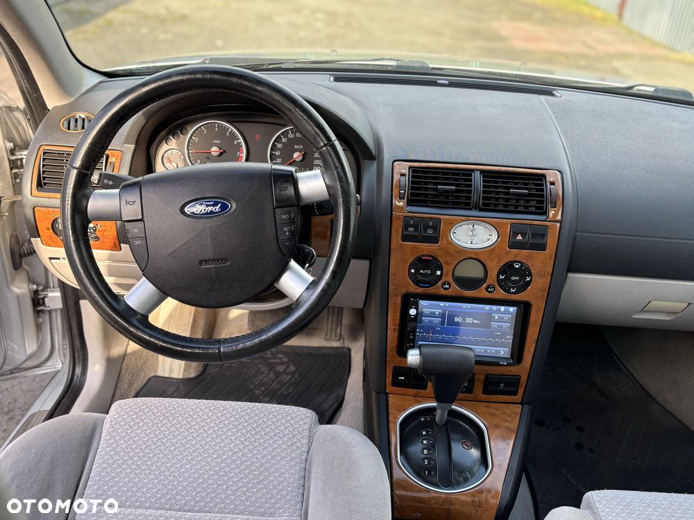 Ford Mondeo - 7