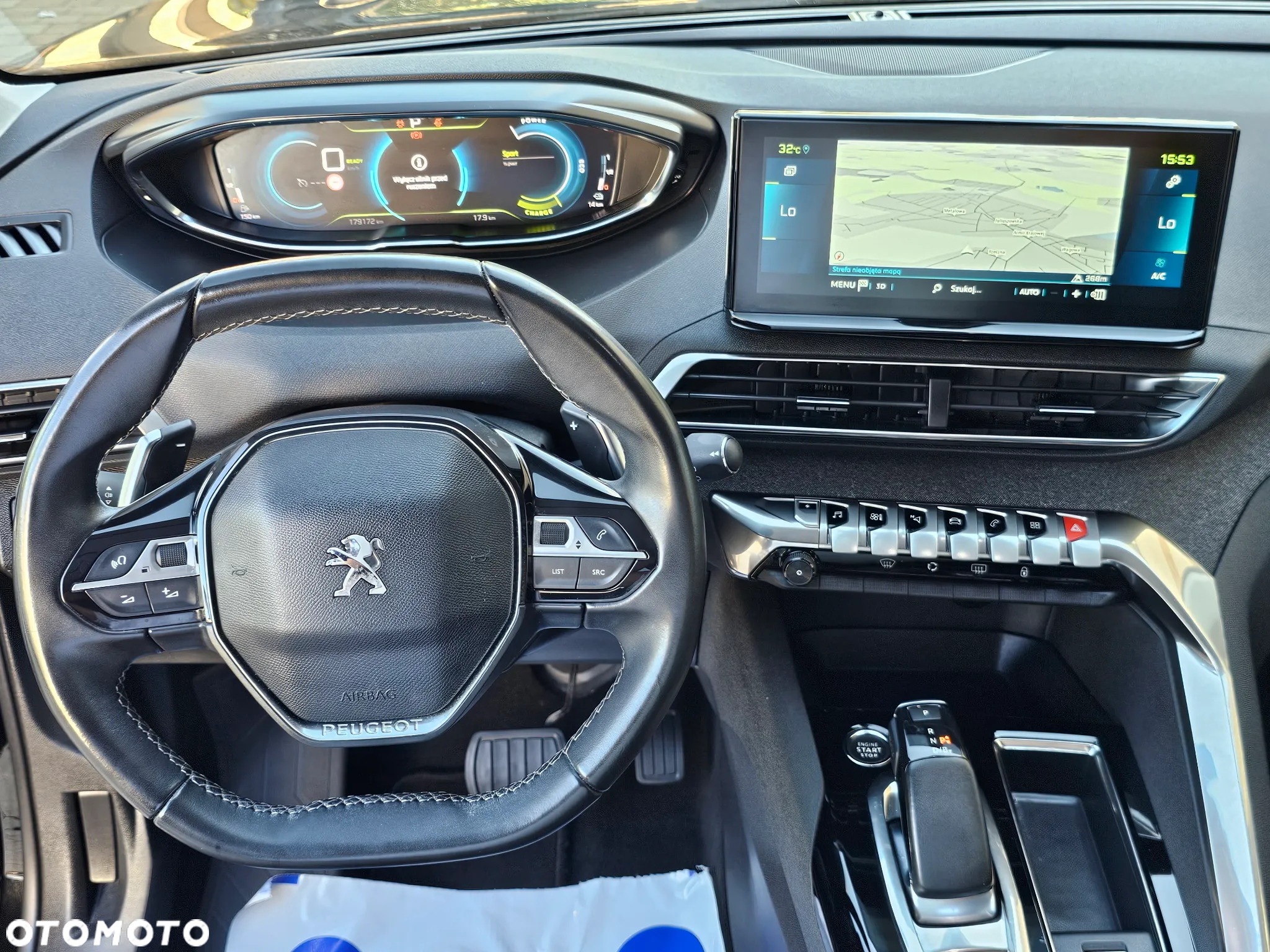 Peugeot 3008 Hybrid 225 e-EAT8 Allure Pack - 24