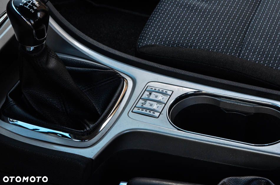 Ford Mondeo 2.0 TDCi Titanium X - 28