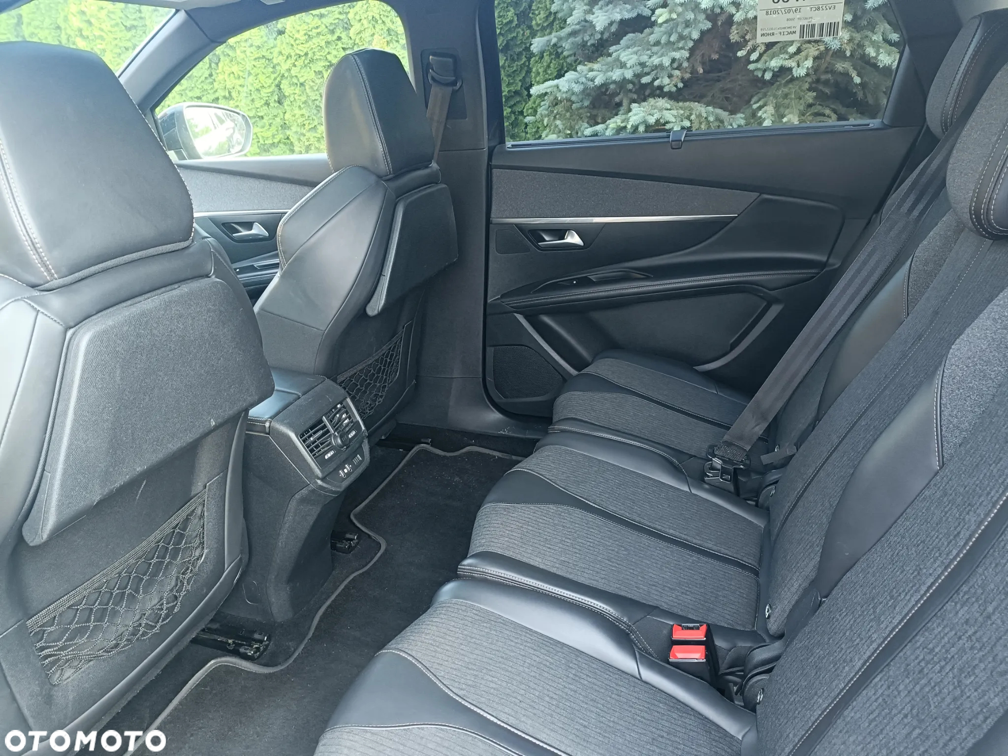 Peugeot 5008 1.6 BlueHDI Allure S&S EAT6 - 16