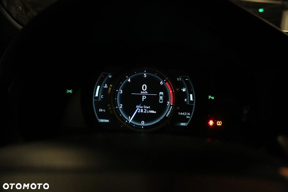 Lexus IS 200t F Sport - 16