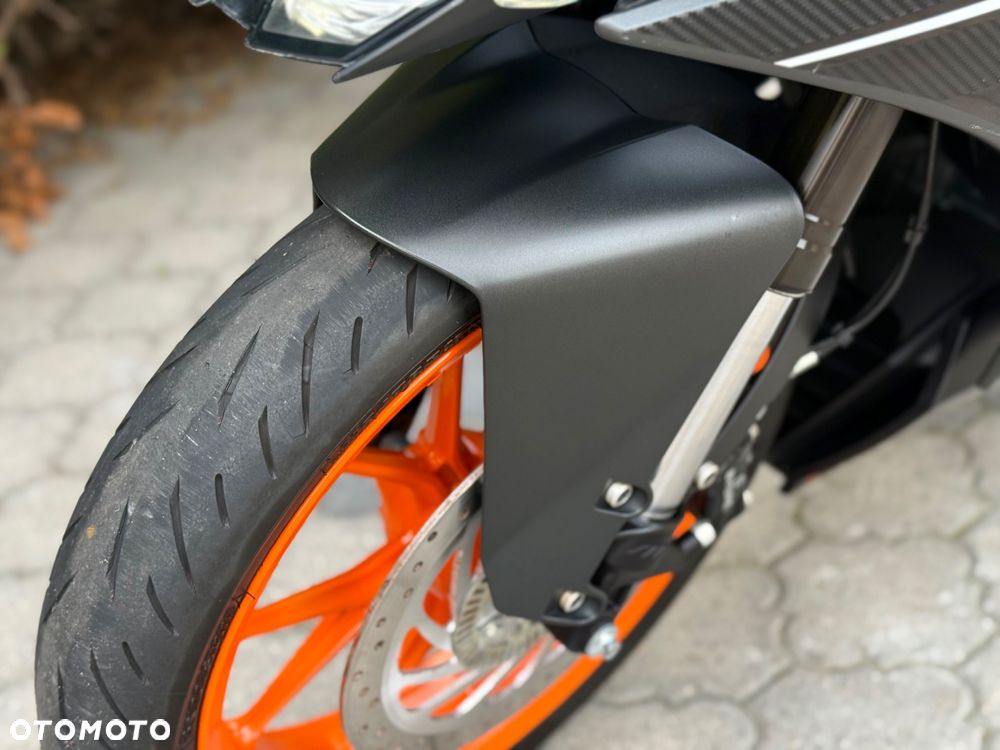 KTM RC 125 - 25