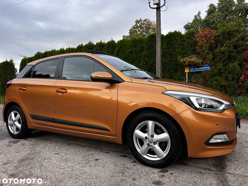 Hyundai i20 blue 1.2 YES!+ - 17