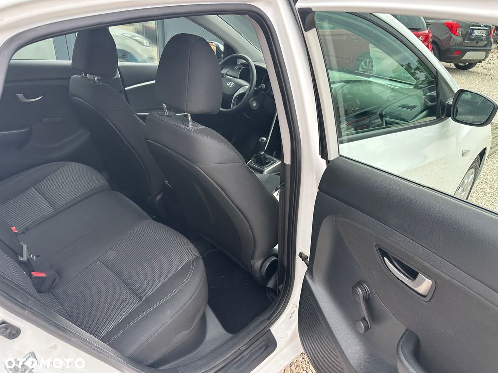 Hyundai i30 - 15