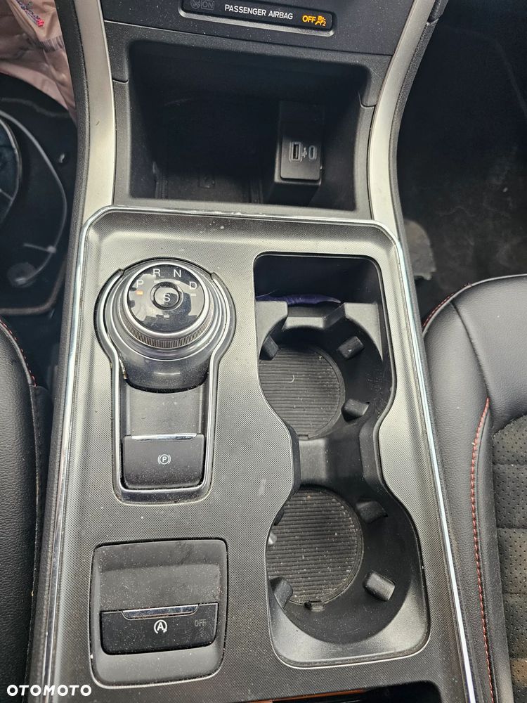 Ford Edge - 18