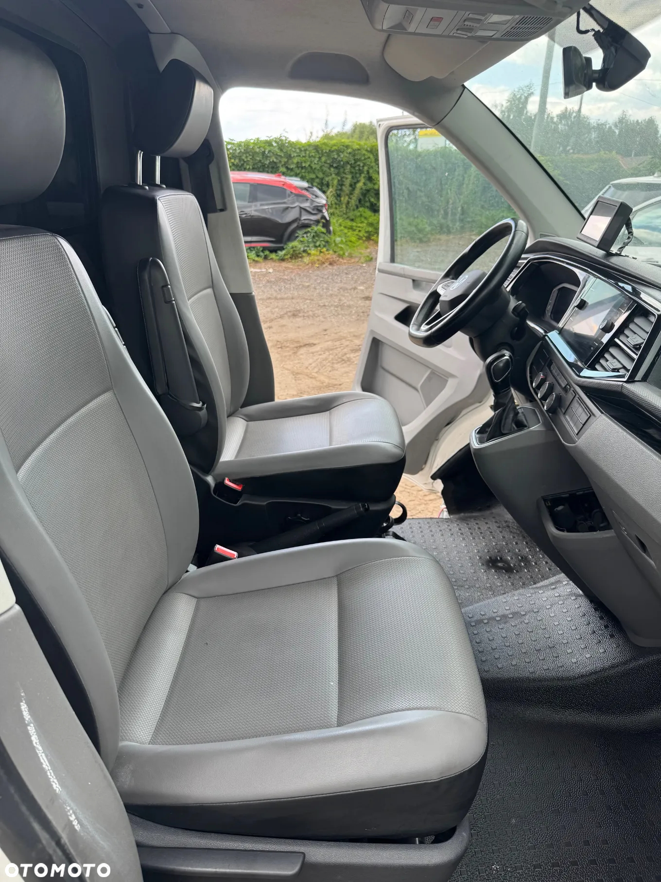 Volkswagen Transporter T6.1 DSG Lang - 23