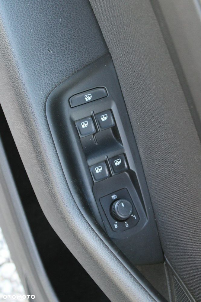 Volkswagen Passat 1.5 TSI EVO Essence - 16