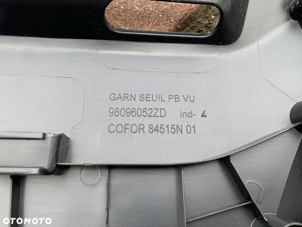 TOYOTA PROACE JUMPY EXPERT VIVARO ELEMENT KLAPY TYLNEJ KLAPA TYŁ PLASTIK OSŁONA OBUDOWA BOCZEK TAPICERKA NOWY - 4