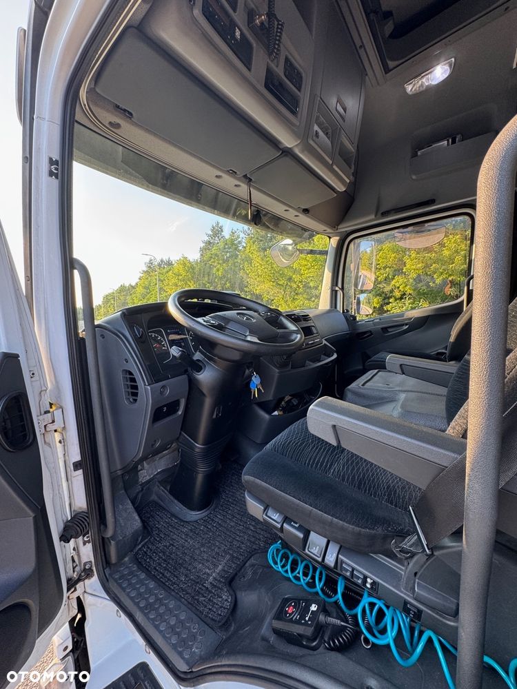 Mercedes-Benz Atego 1023 Autolaweta na dwa auta Pomoc Drogowa - 27