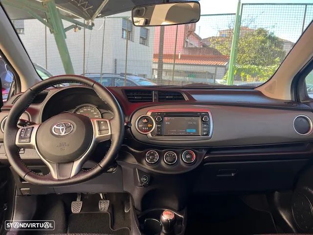 Toyota Yaris 1.0 VVT-i ACtive+AC - 14