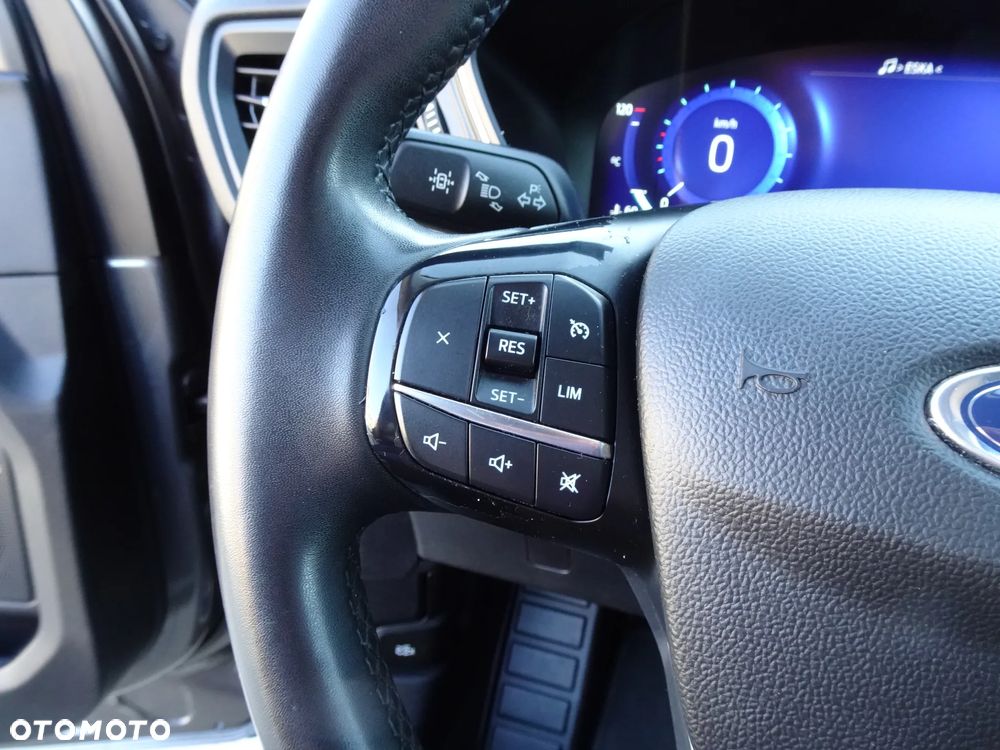 Ford Kuga 1.5 EcoBoost FWD Titanium - 23