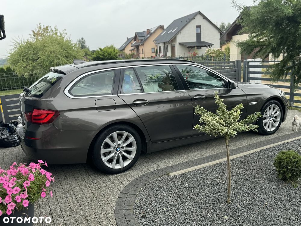 BMW Seria 5 525d - 1