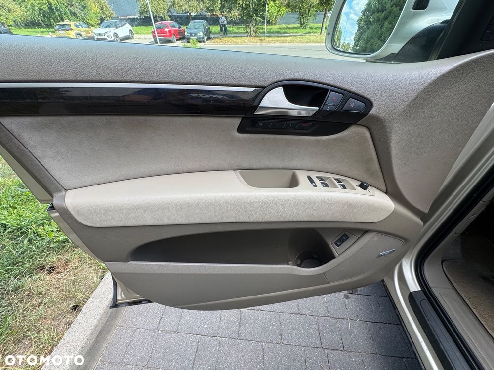 Audi Q7 3.0 TDI Quattro Tiptronic - 12