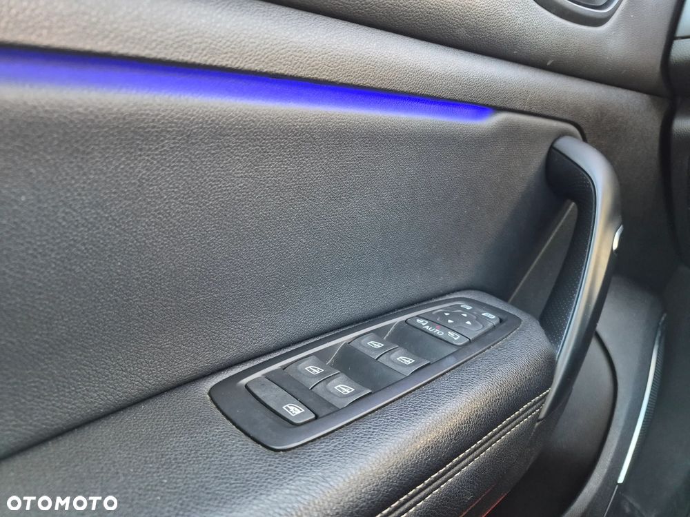 Renault Megane 1.3 TCe FAP GT Line EDC - 13