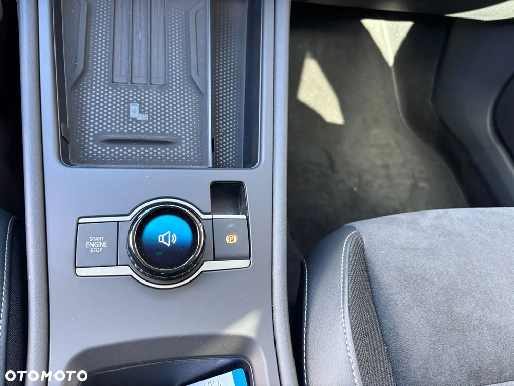 Volkswagen T-Roc 1.5 eTSI Style DSG - 23