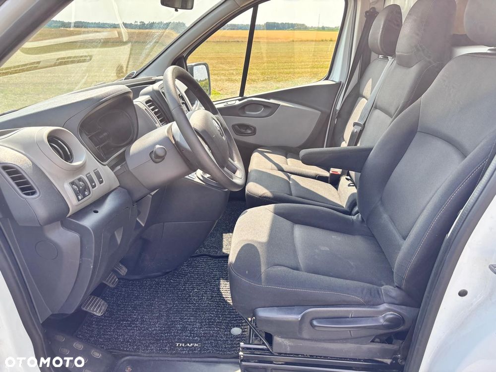 Renault TRAFIC - 13