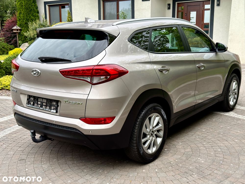 Hyundai Tucson blue 1.6 GDi 2WD Navi - 16