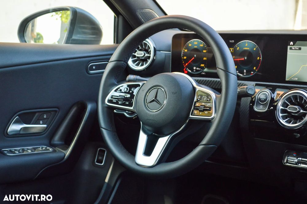 Mercedes-Benz A 180 d 8G-DCT Advanced Progressive - 35