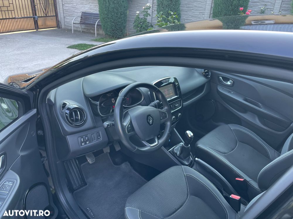 Renault Clio - 18